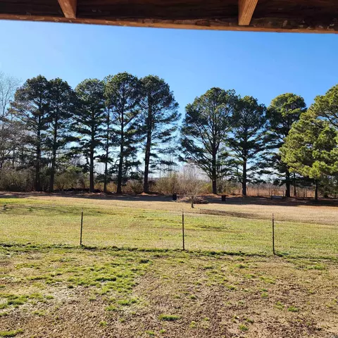 Exterior - 148 Campground Ln, Beebe, AR 72012 photo 5 of 10