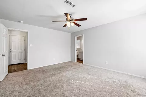 Bedroom - 1001 Meadows Edge, Alexander, AR 72002 photo 1 of 5