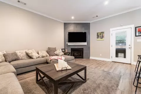 Living - 93 Nixon Ln, Austin, AR 72007 photo 1 of 2