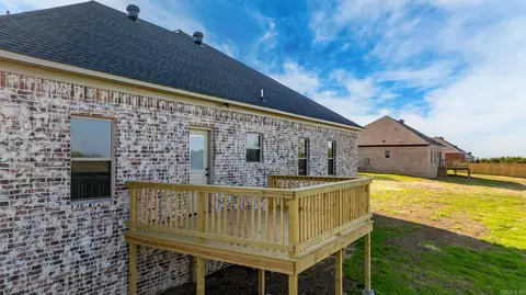 Exterior - 19 High Point Dr, Greenbrier, AR 72058 photo 7 of 8