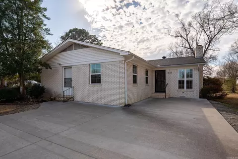 Exterior - 602 Oregon St, Beebe, AR 72012 photo 2 of 6