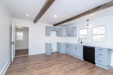 Kitchen - 5404 E Sardis Rd, Hensley, AR 72065 photo 1 of 2