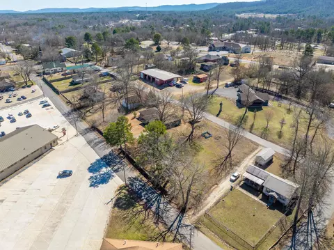 View/Area - 409 Whittington St, Mount Ida, AR 71957 photo 2 of 4
