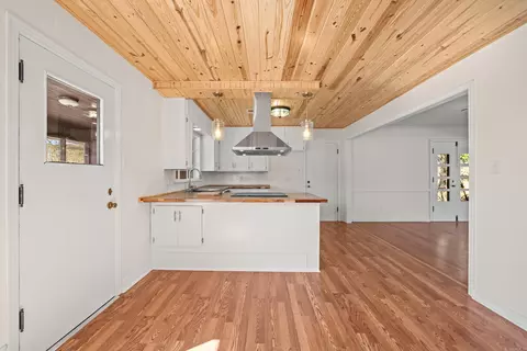 Kitchen - 409 Whittington St, Mount Ida, AR 71957 photo 2 of 5