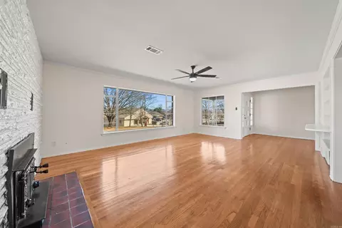 Living - 409 Whittington St, Mount Ida, AR 71957 photo 3 of 5