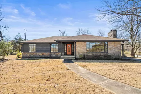 Exterior - 409 Whittington St, Mount Ida, AR 71957 photo 4 of 4