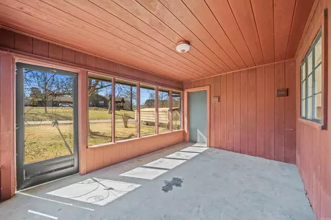 Exterior - 409 Whittington St, Mount Ida, AR 71957 photo 3 of 4