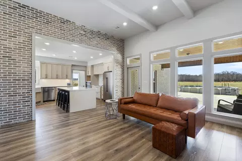Entry Way - 60 Cessna Ave, Greenbrier, AR 72058 photo 1 of 3