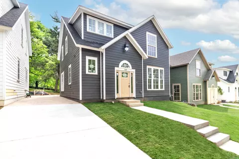 523 E Spring St, Fayetteville, AR 72701