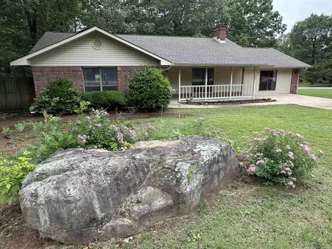 509 E Achoma Dr, Heber Springs, AR 72543