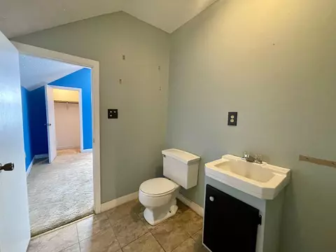 Bath - 625 W Main St, Trumann, AR 72472 photo 8 of 9