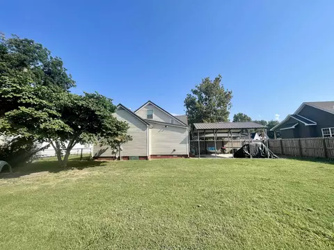 Exterior - 625 W Main St, Trumann, AR 72472 photo 4 of 9