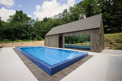 Exterior - 4218 W Jackman Rd, Benton, AR 72019 photo 9 of 13
