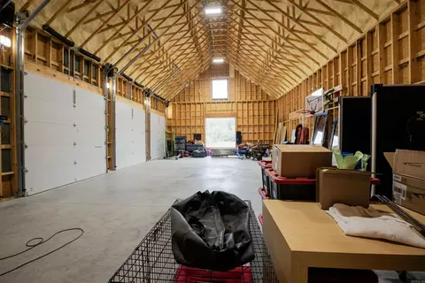 Entry Way - 4218 W Jackman Rd, Benton, AR 72019 photo 5 of 6
