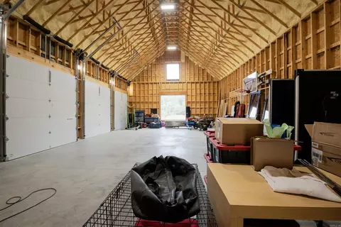Entry Way - 4218 W Jackman Rd, Benton, AR 72019 photo 6 of 6