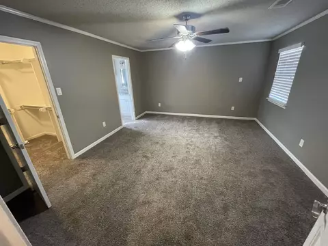Bedroom - 11295 Samples Rd, Alexander, AR 72002 photo 1 of 4