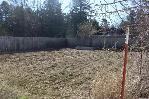 Exterior - 659 Hardway Rd, Clinton, AR 72031 photo 3 of 14
