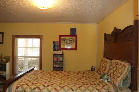 Bedroom - 659 Hardway Rd, Clinton, AR 72031 photo 1 of 5