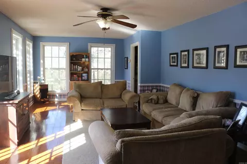 Living - 659 Hardway Rd, Clinton, AR 72031 photo 1 of 3