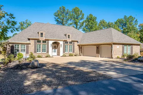 15 Asombroso Ln, Hot Springs Village, AR 71909