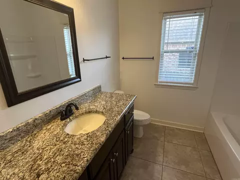Bath - 3205 Robbins, Bryant, AR 72022 photo 3 of 3