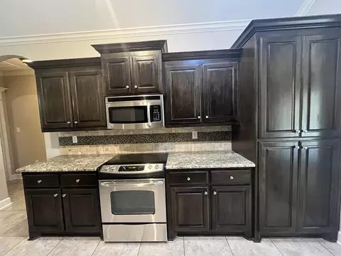 Kitchen - 3205 Robbins, Bryant, AR 72022 photo 3 of 5