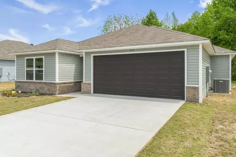 Exterior - 205 Baldwin Dr, Beebe, AR 72012 photo 3 of 4