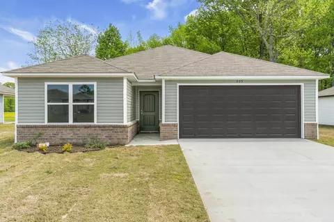 Exterior - 205 Baldwin Dr, Beebe, AR 72012 photo 2 of 4
