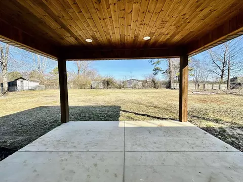 Exterior - 110 Joyner St, Judsonia, AR 72081 photo 5 of 10