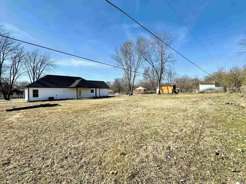 Exterior - 110 Joyner St, Judsonia, AR 72081 photo 9 of 10
