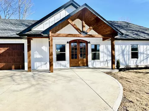 Exterior - 110 Joyner St, Judsonia, AR 72081 photo 2 of 10