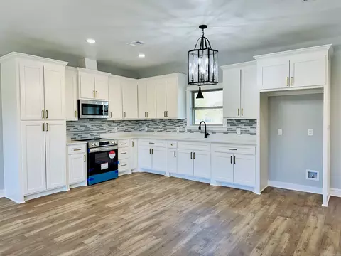 Kitchen - 110 Joyner St, Judsonia, AR 72081 photo 2 of 3