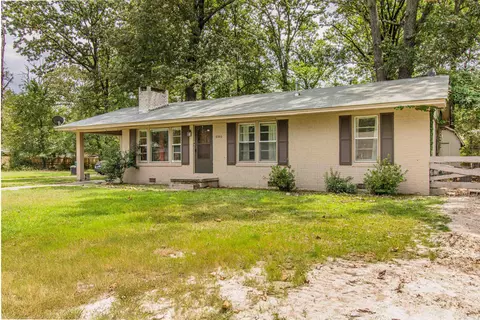Exterior - 2302 W 35th, Pine Bluff, AR 71603 photo 5 of 5