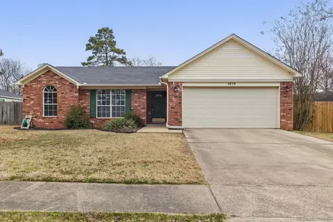 Exterior - 1610 Davis Dr, Bryant, AR 72022 photo 2 of 8
