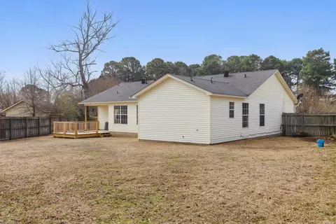 Exterior - 1610 Davis Dr, Bryant, AR 72022 photo 6 of 8