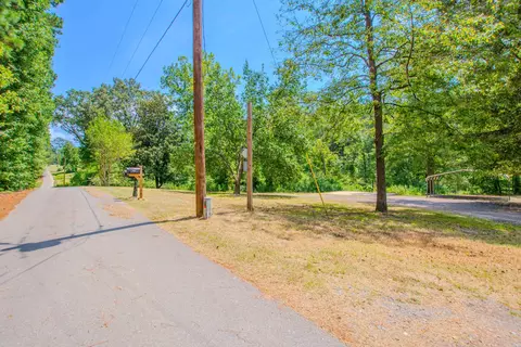 Exterior - 1021 Squires Rd, Benton, AR 72015 photo 11 of 23