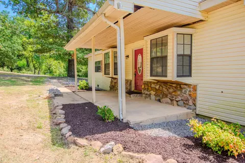 Exterior - 1021 Squires Rd, Benton, AR 72015 photo 3 of 23