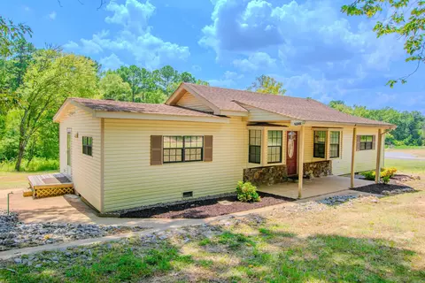 Exterior - 1021 Squires Rd, Benton, AR 72015 photo 1 of 23