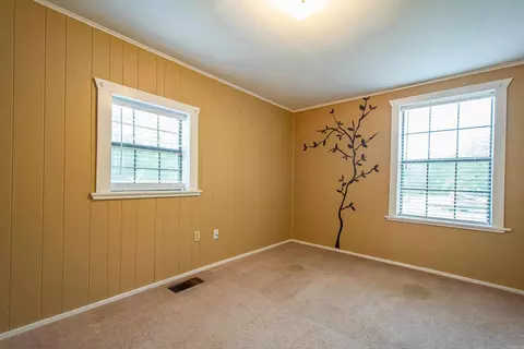 Bedroom - 1021 Squires Rd, Benton, AR 72015 photo 3 of 7