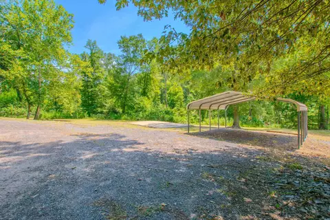 Exterior - 1021 Squires Rd, Benton, AR 72015 photo 4 of 23