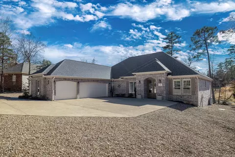 37 Fachado Dr, Hot Springs Village, AR 71909