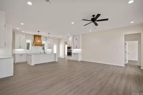 Living - 99 Lynndi Ln, Sheridan, AR 72150 photo 4 of 4