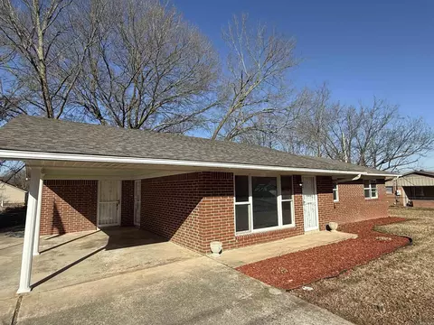 Exterior - 1003 N Fir St, Beebe, AR 72012 photo 2 of 8