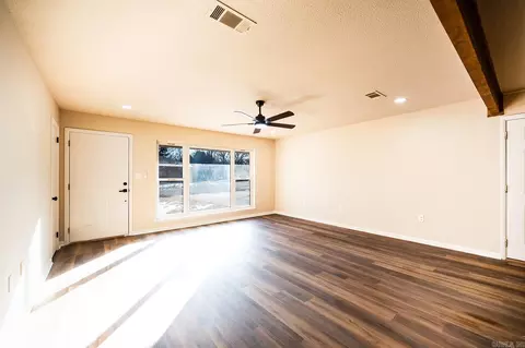 Living - 1003 N Fir St, Beebe, AR 72012 photo 4 of 4