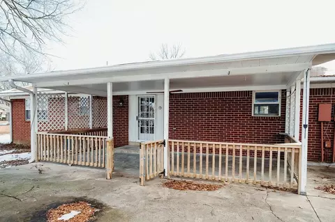 Exterior - 1003 N Fir St, Beebe, AR 72012 photo 3 of 8