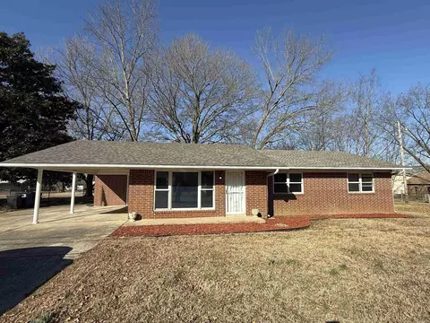 Exterior - 1003 N Fir St, Beebe, AR 72012 photo 1 of 8