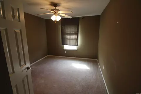 Bedroom - 1715 Pleasant Pointe Cir, Bryant, AR 72022 photo 1 of 5