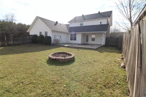 Exterior - 1715 Pleasant Pointe Cir, Bryant, AR 72022 photo 9 of 10