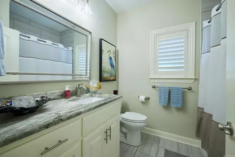 Bath - 2307 Abigail Dr, Bryant, AR 72019 photo 5 of 6
