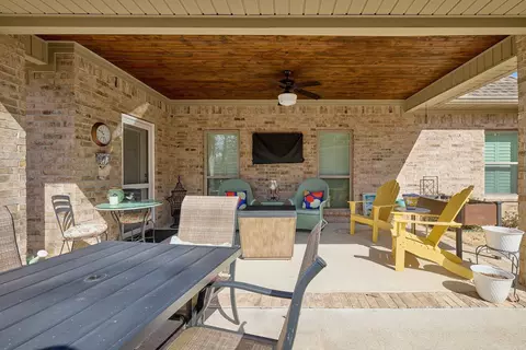 Exterior - 2307 Abigail Dr, Bryant, AR 72019 photo 3 of 10